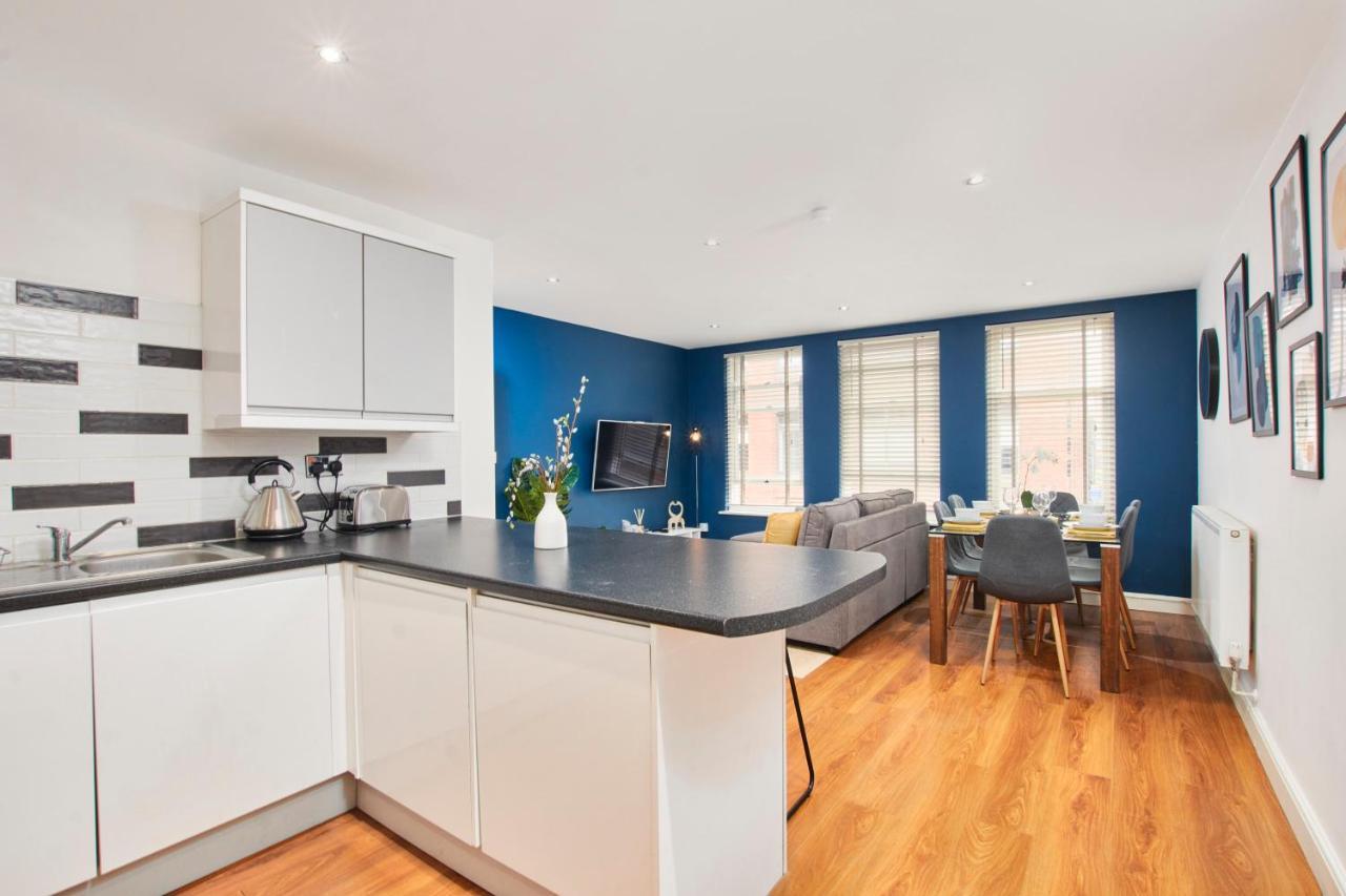 Stunning City Centre 3 Bed, 3 Bath - Sleeps 8! Apartment Leeds  Exterior photo