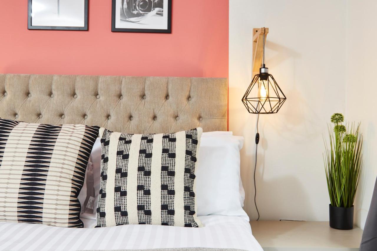Stunning City Centre 3 Bed, 3 Bath - Sleeps 8! Apartment Leeds  Exterior photo