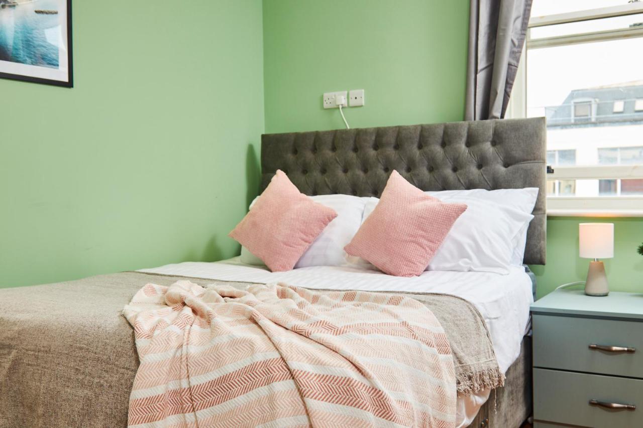 Stunning City Centre 3 Bed, 3 Bath - Sleeps 8! Apartment Leeds  Exterior photo